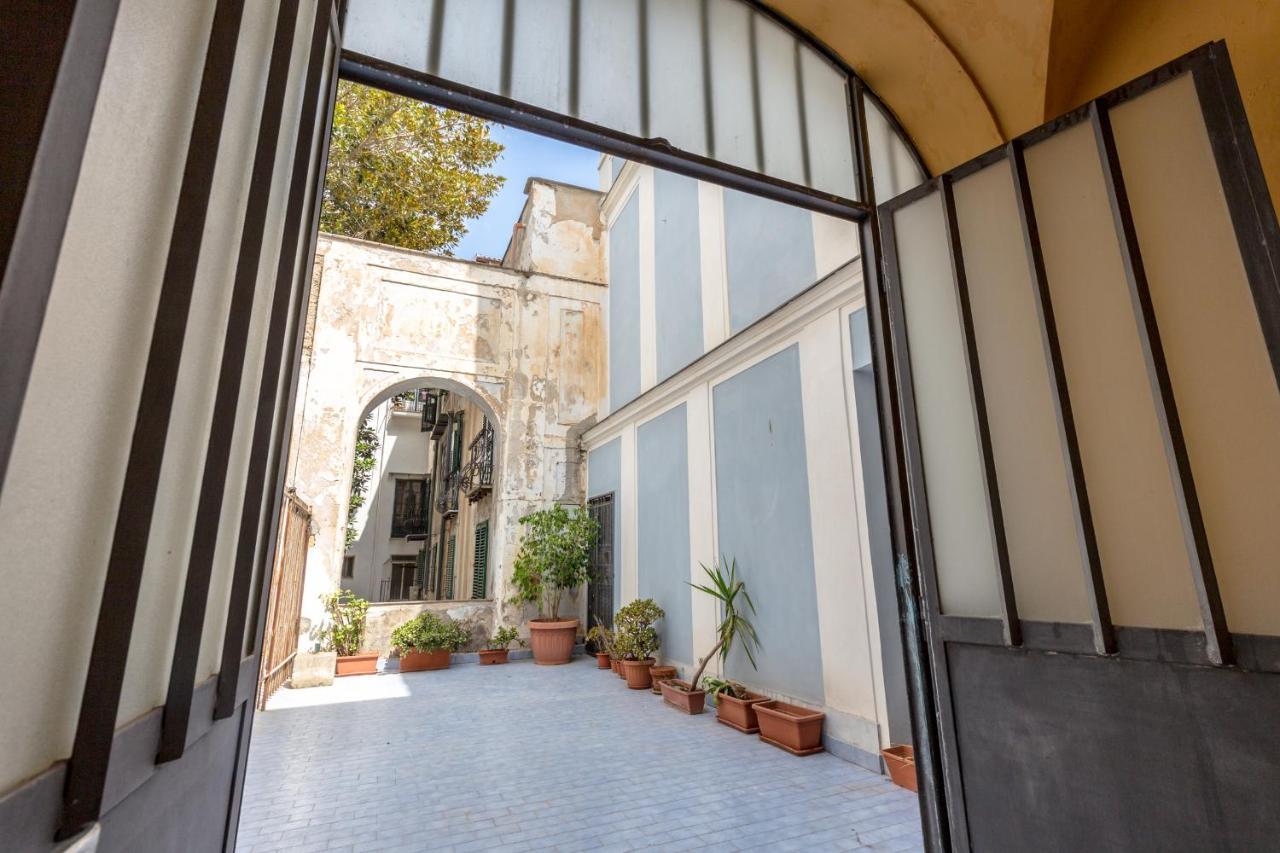 Dietro San Domenico Apartment Palermo Kültér fotó